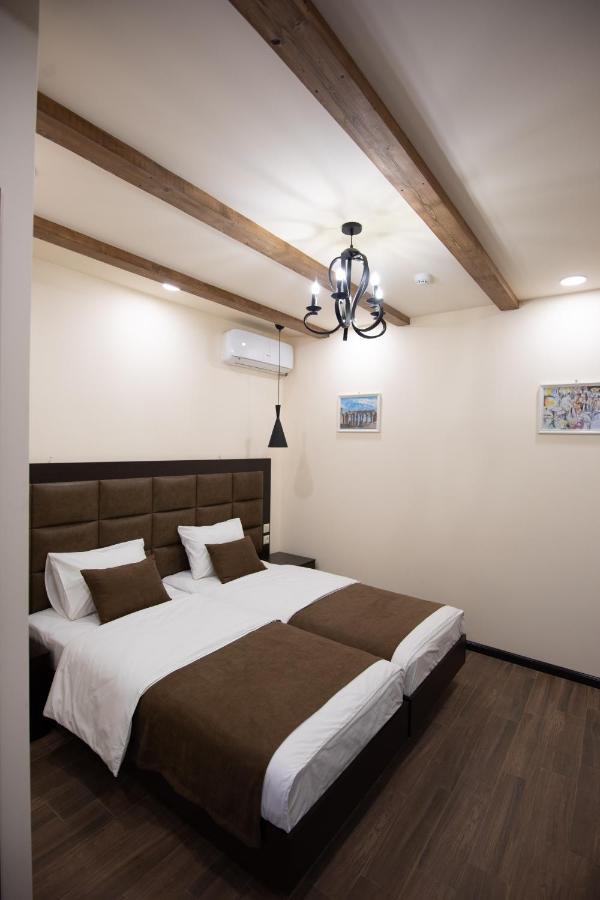 Boutique Living Hotel Γιερεβάν Εξωτερικό φωτογραφία