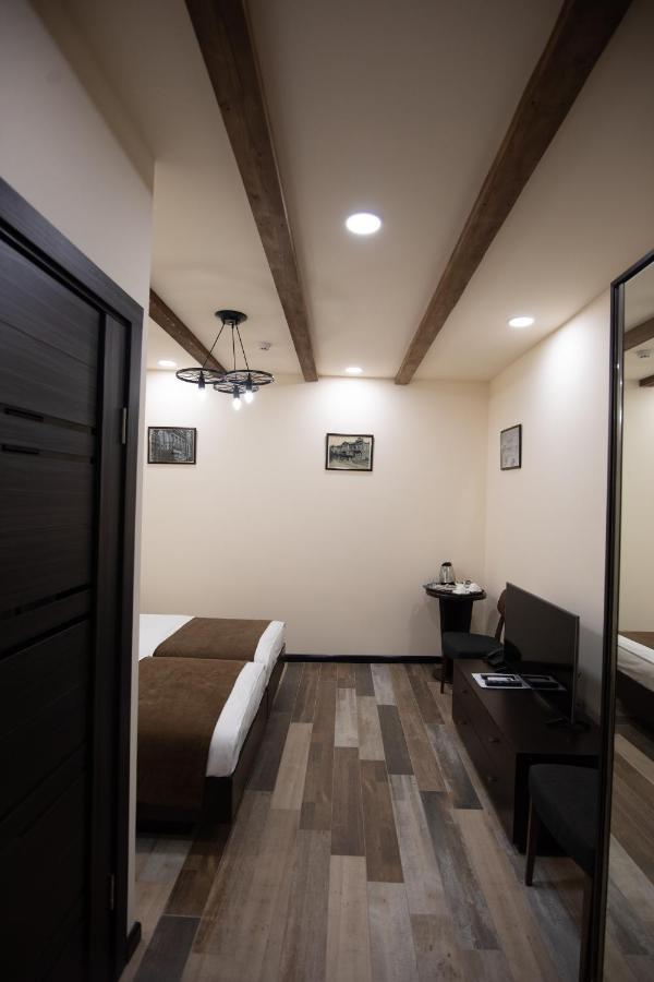 Boutique Living Hotel Γιερεβάν Εξωτερικό φωτογραφία