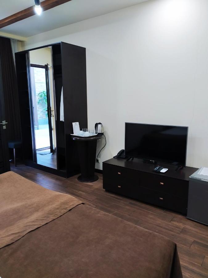 Boutique Living Hotel Γιερεβάν Εξωτερικό φωτογραφία