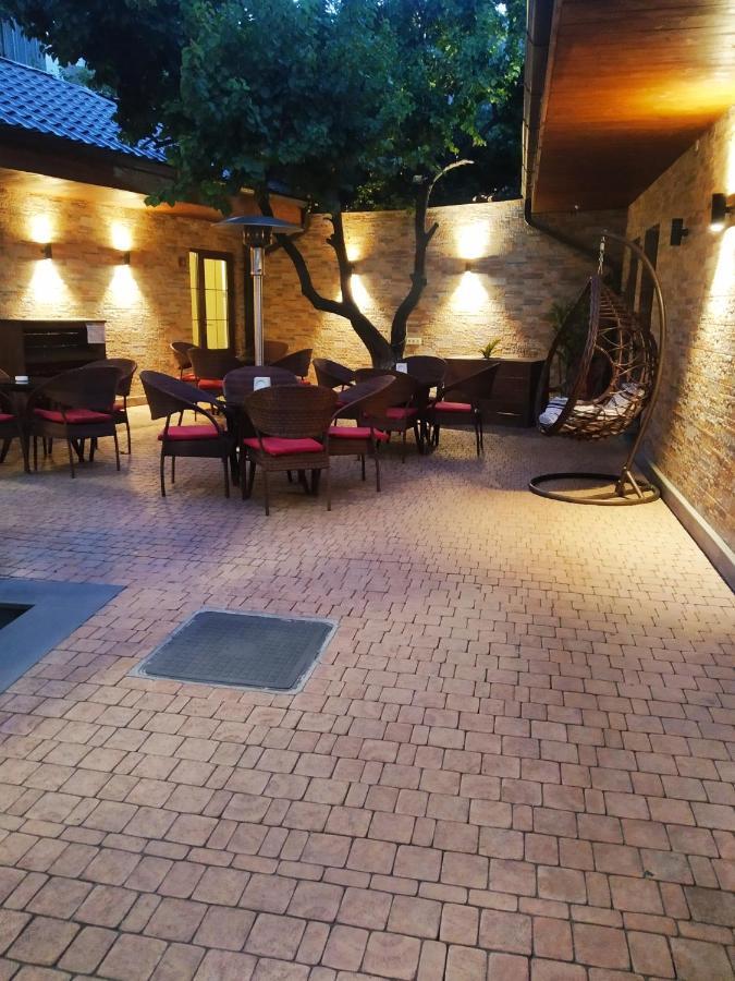 Boutique Living Hotel Γιερεβάν Εξωτερικό φωτογραφία