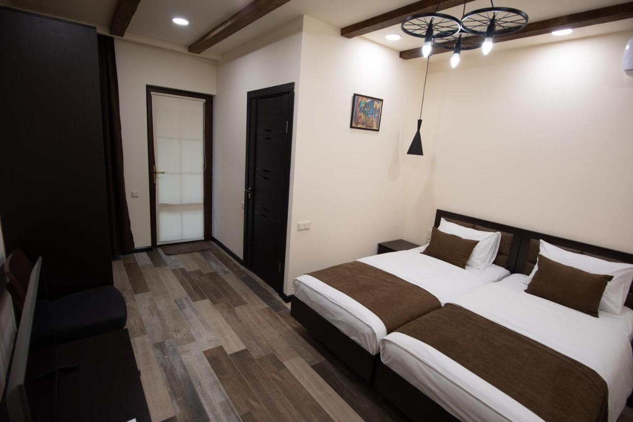Boutique Living Hotel Γιερεβάν Εξωτερικό φωτογραφία